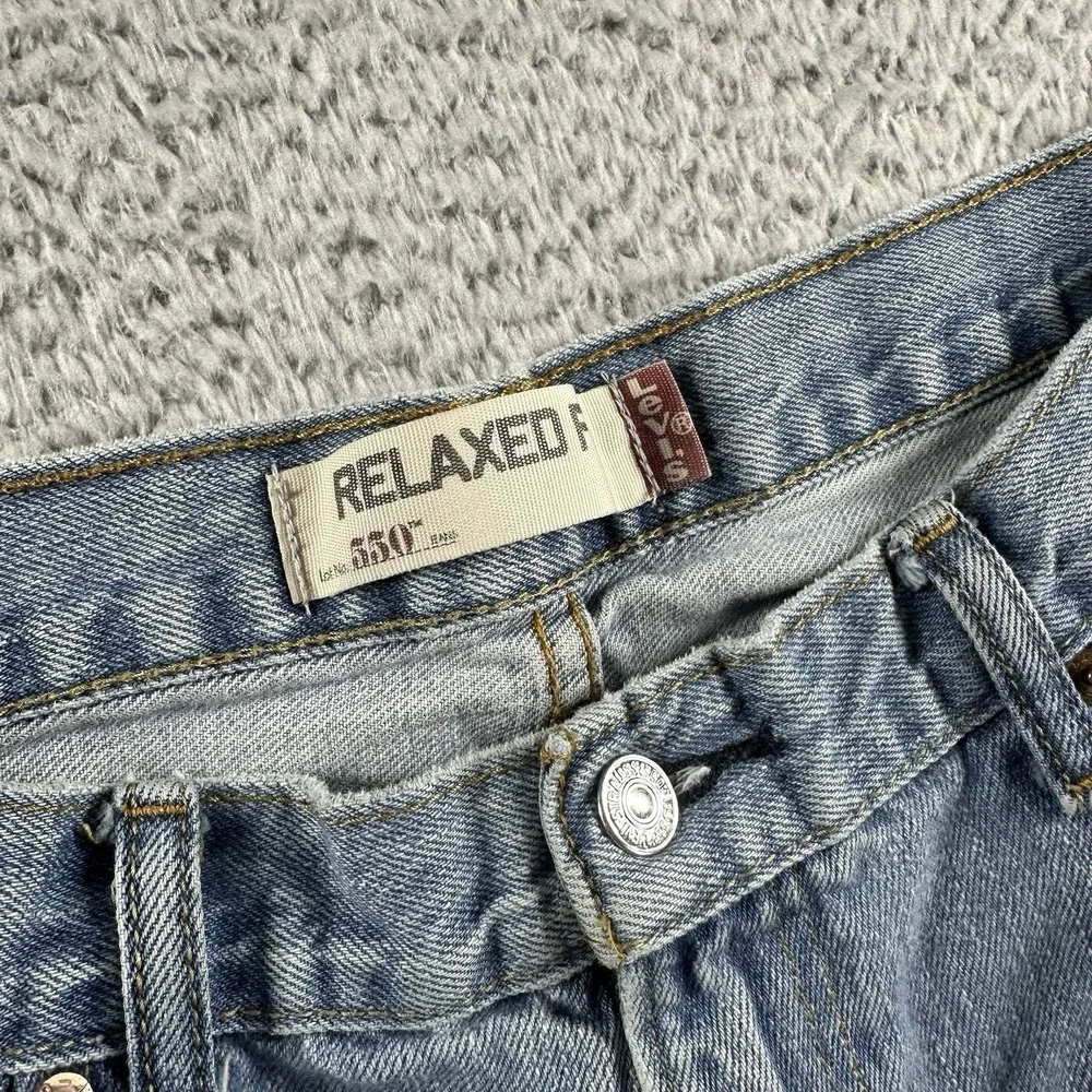 VINTAGE Levi's 550 Jeans Mens‎ 36x29 (Fits 32x27) Blue Light Wash Relaxed Fit